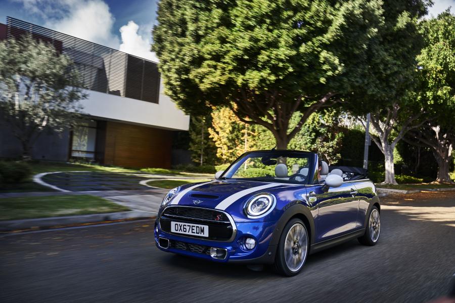  Mini Cooper S Cabrio (F57) 2018 года  (WW) (фото 15 из 222)